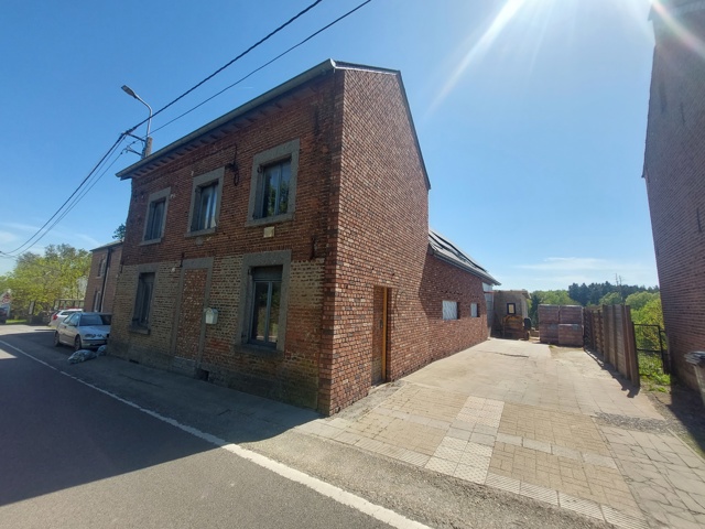 Immeuble mixte - à vendre - 4210 Burdinne