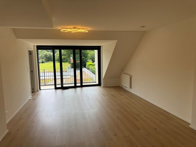 Duplex - Court-St.-Etienne - #7689382-0
