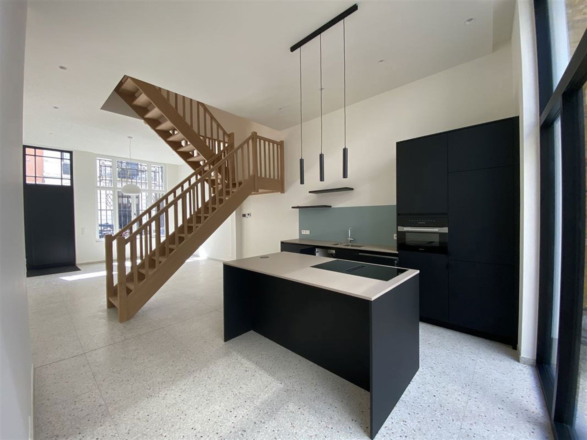 ANTWERPEN - Charmante woning met terras
