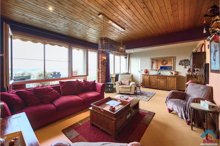 APPART 2CH. AVEC TERRASSE