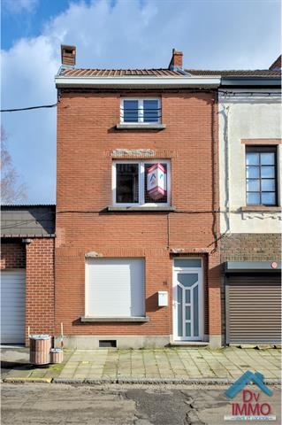 GRANDE MAISON AVEC JARDIN