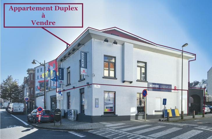 REMIS A NEUF DUPLEX 3CH. +BUREAU + TERRASSE