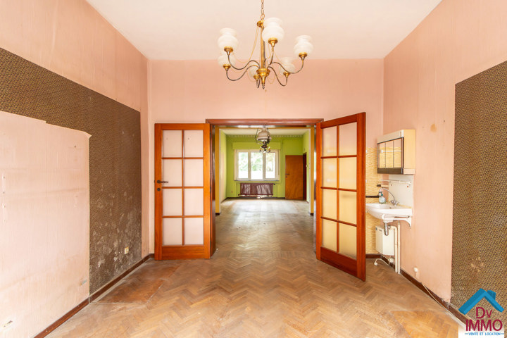 REZ-DE-CHAUSSEE 1CH. + JARDIN A RENOVER