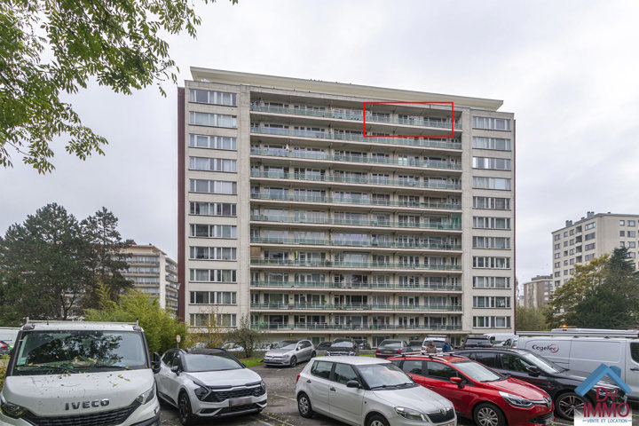 APPART 2CH + TERRASSE A RENOVER