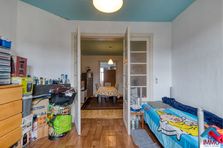 GRAND APPART 1 CH. AU 3EME ETAGE