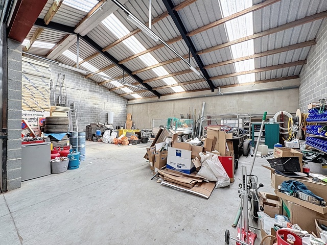 Bureau à vendre - 4340 Awans