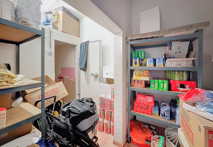 Rez commercial - Awans - #7236467-0