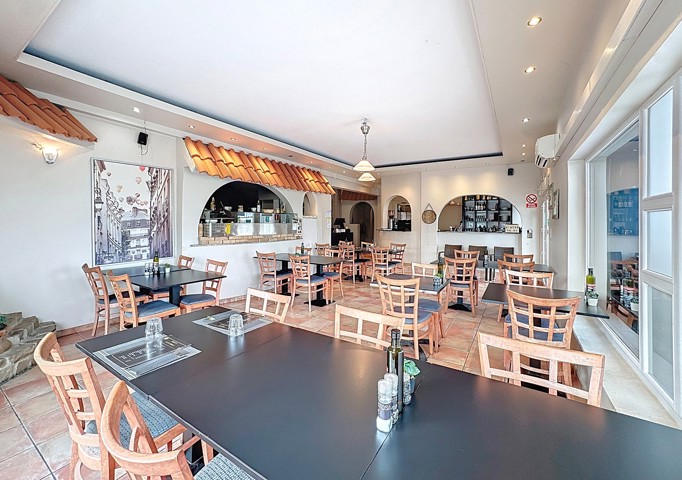 Rez commercial - Awans - #7236467-0