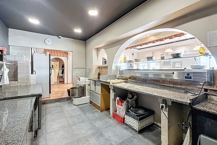 Rez commercial - Awans - #7236467-0