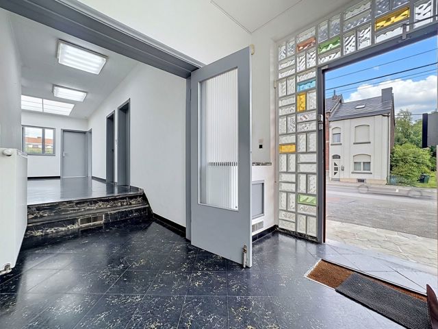Garage à louer - 4430 Ans