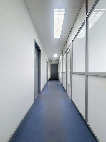 Garage à louer - 4430 Ans