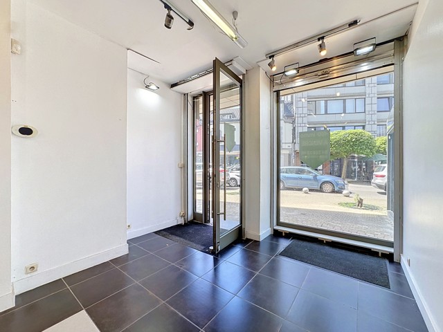 Garage à vendre - 4430 Ans