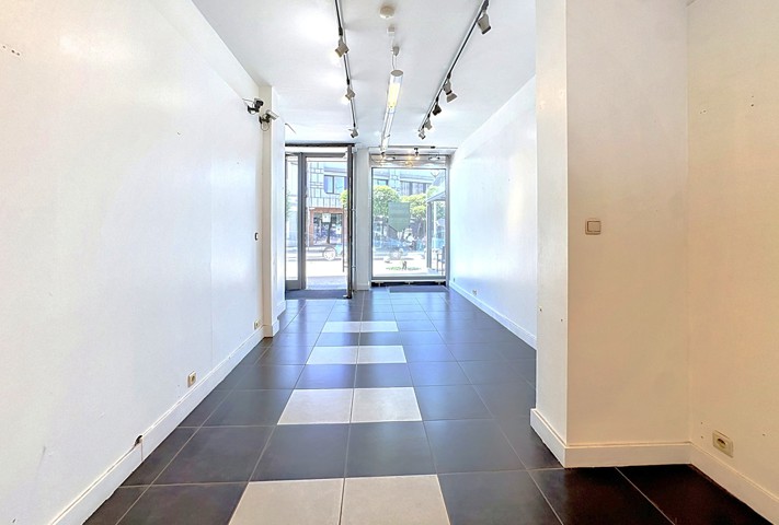 Garage à vendre - 4430 Ans