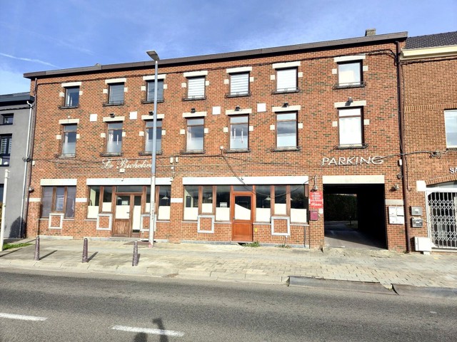 Immeuble mixte - à vendre - 6150 Fontaine-l'Évêque