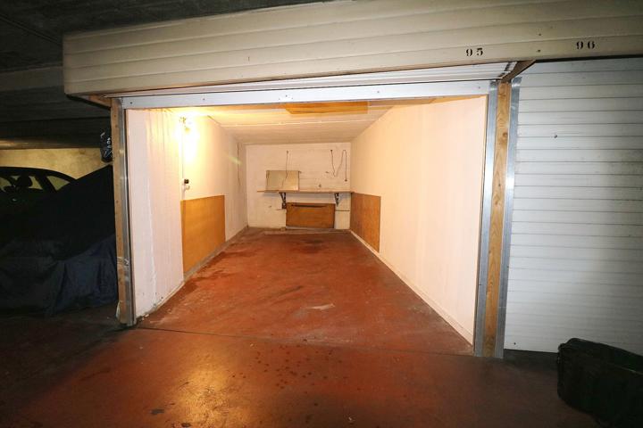 Closed garage - for rent - 1170 Watermael-Boitsfort