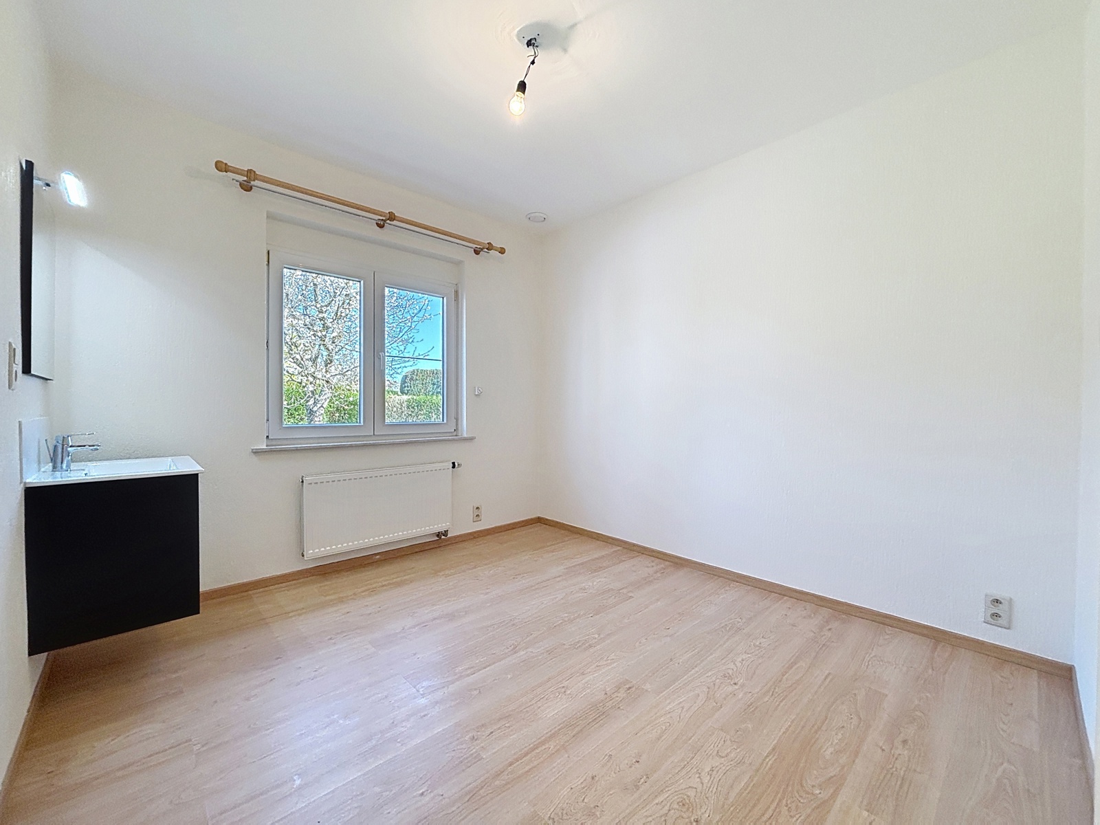 Maison à louer Hoeilaart 1.450 €, Agence immobilière Bruxelles - 