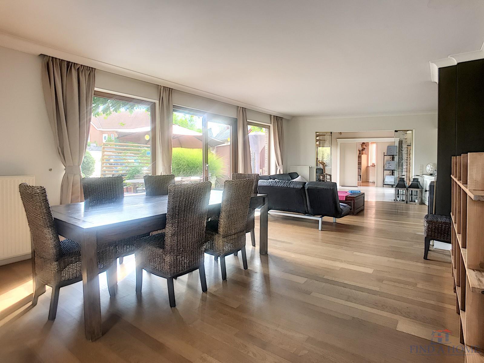 Maison à louer Hoeilaart 1.900 €, Agence immobilière Bruxelles - 