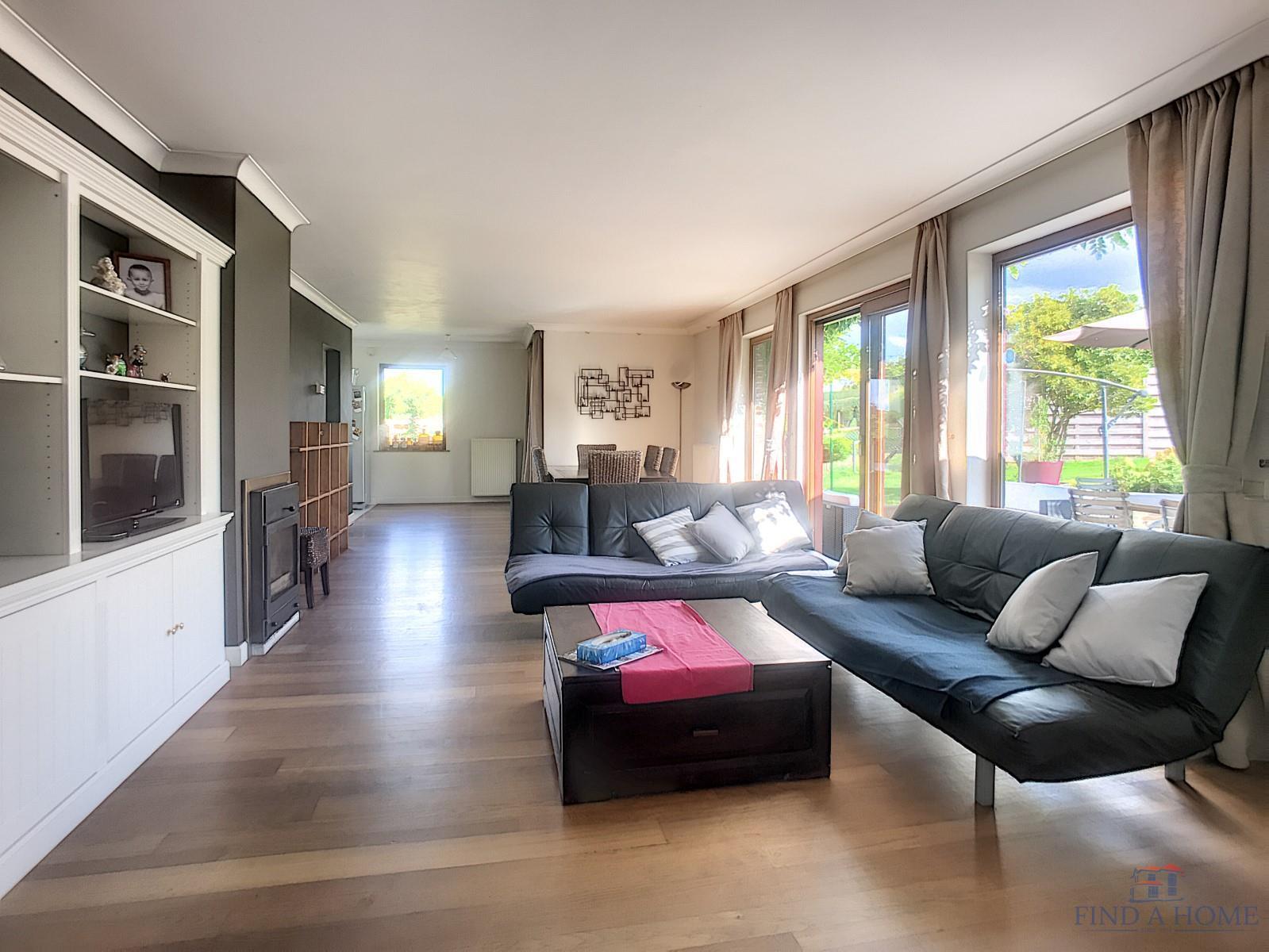 Maison à louer Hoeilaart 1.900 €, Agence immobilière Bruxelles - 