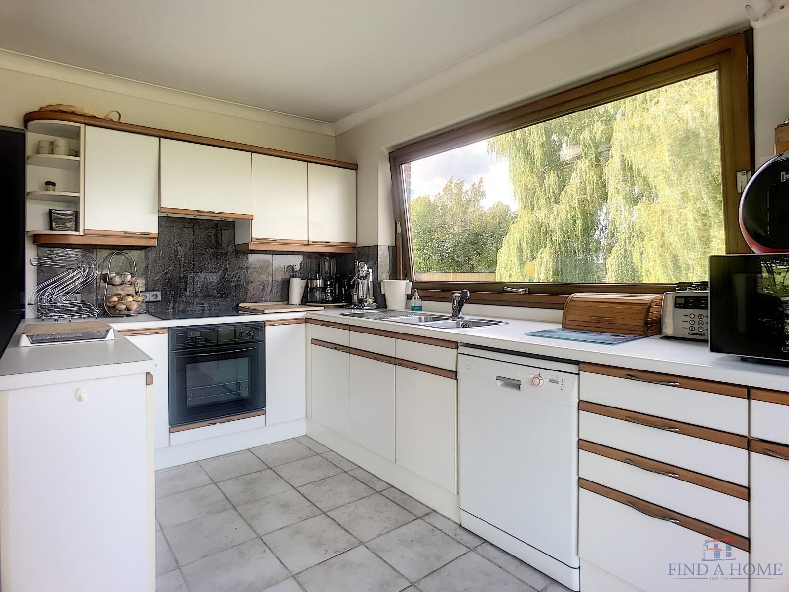 Maison à louer Hoeilaart 1.900 €, Agence immobilière Bruxelles - 