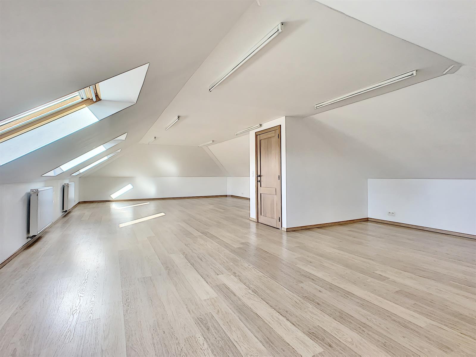 Maison à louer Hoeilaart 2.250 €, Agence immobilière Bruxelles - 