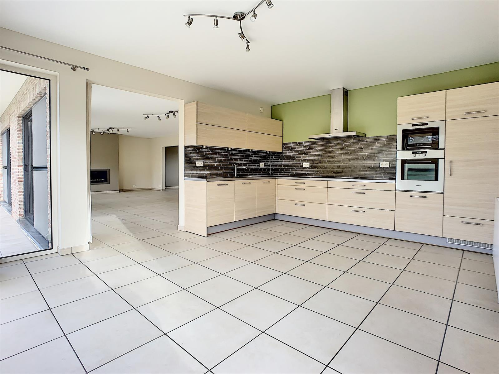 Maison à louer Hoeilaart 2.250 €, Agence immobilière Bruxelles - 