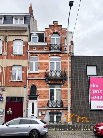 Apartment block
 - for sale - 1080 Molenbeek-Saint-Jean