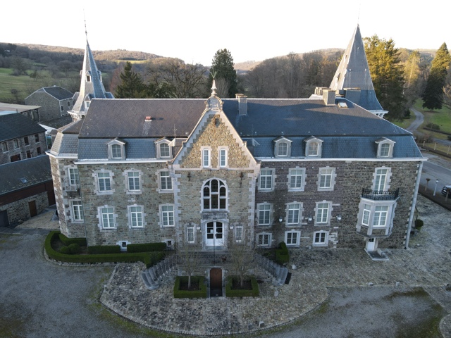 Château - à vendre - 6987 Rendeux