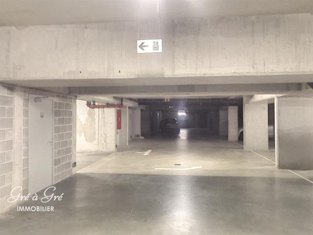 Inside parking - for rent - 1160 Auderghem