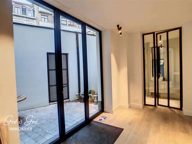 Flat in charming house - for rent - 1050 Ixelles