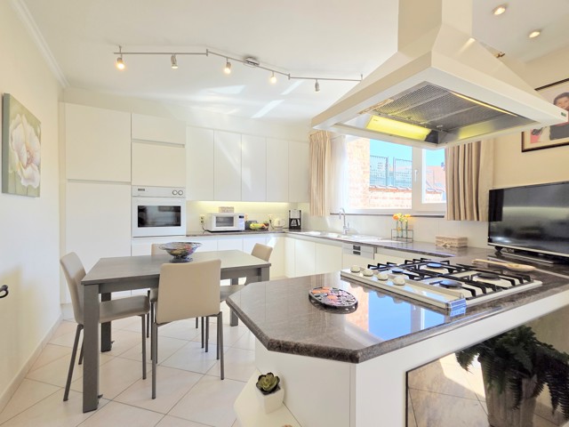 Bel-étage - à vendre - 1070 Anderlecht - #7670110-11
