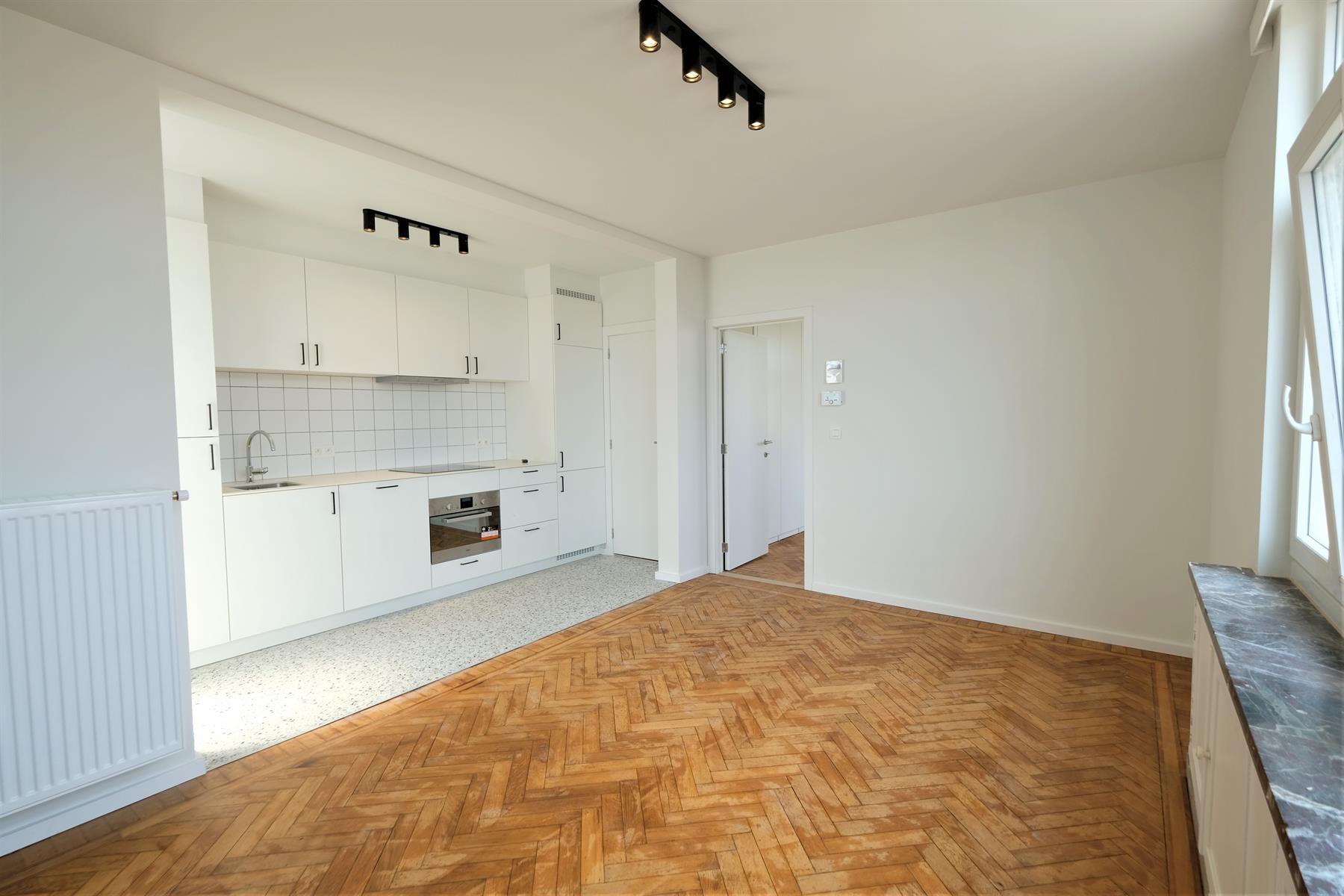 Lichtrijk, gerenoveerd appartement nabij Groen Kwartier