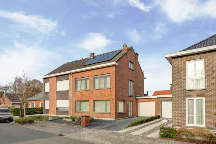 Centraal gelegen, instapklare gezinswoning