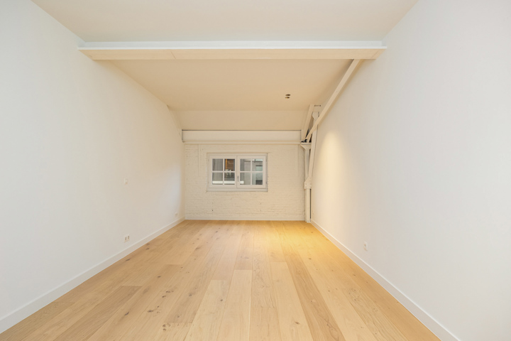 Uniek, gerenoveerd appartement