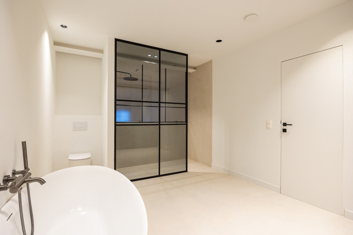 Uniek, gerenoveerd appartement