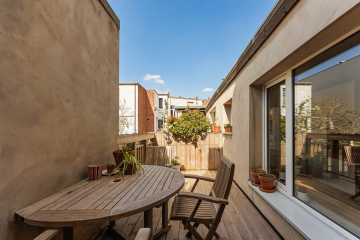 Grote woning met achterhuis in het leuke Berchem