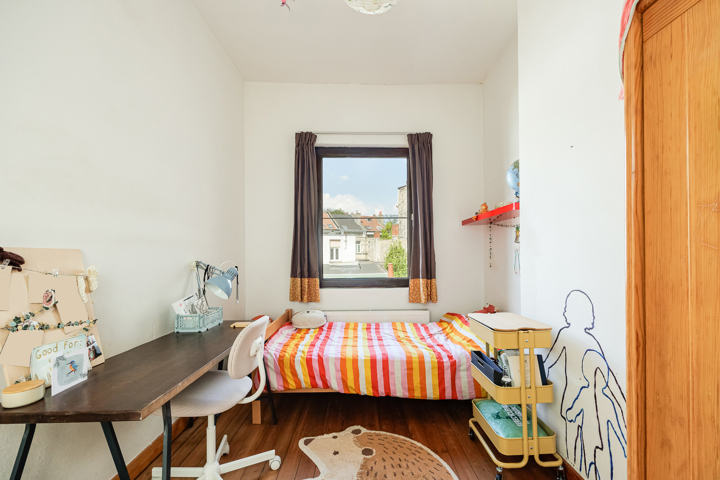 Grote woning met achterhuis in het leuke Berchem