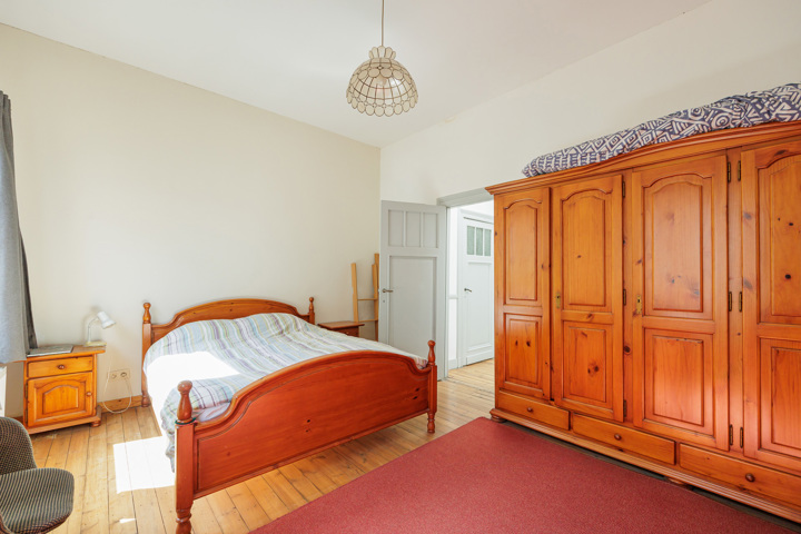Grote woning met achterhuis in het leuke Berchem