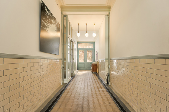 Grote woning met achterhuis in het leuke Berchem