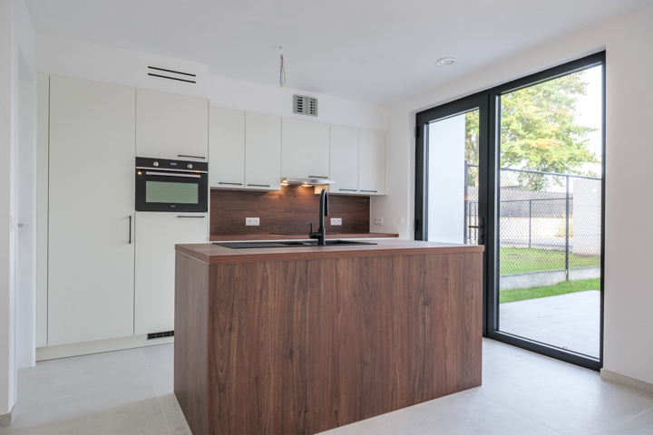 Luxueus nieuwbouwappartement met tuin