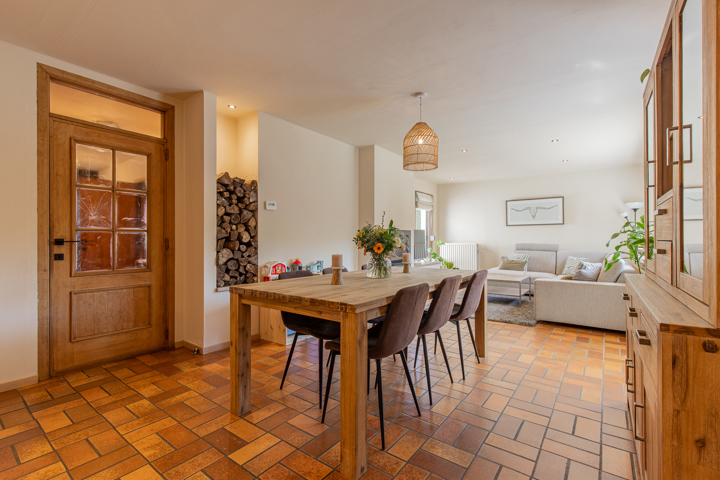 Charmante woning met zwembad 
