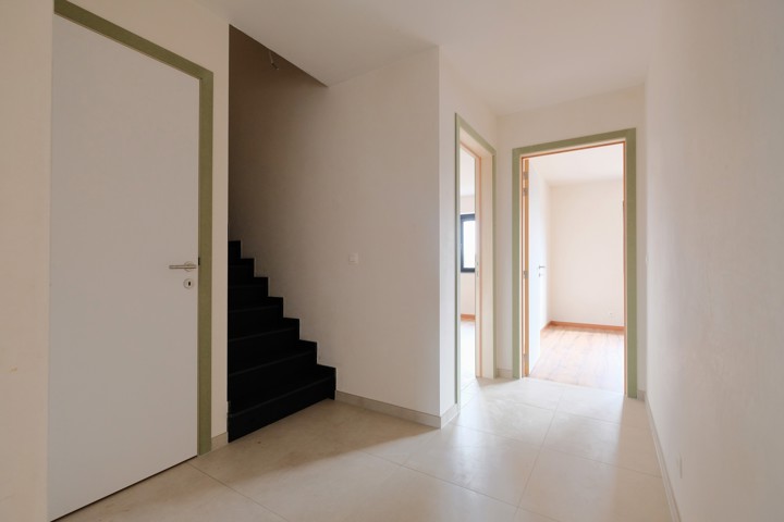 Knap afgewerkte nieuwbouwwoning