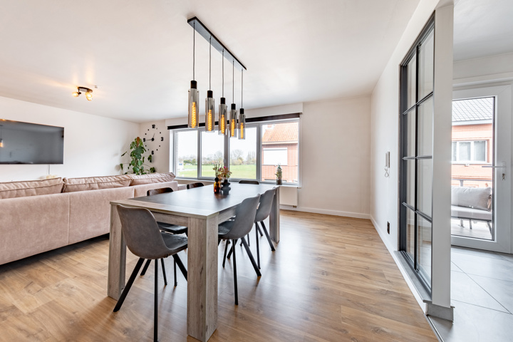 Ruim en lichtrijk appartement op uitstekende locatie