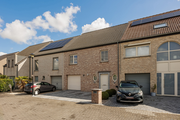 Recente, energiezuinige woning met tuin