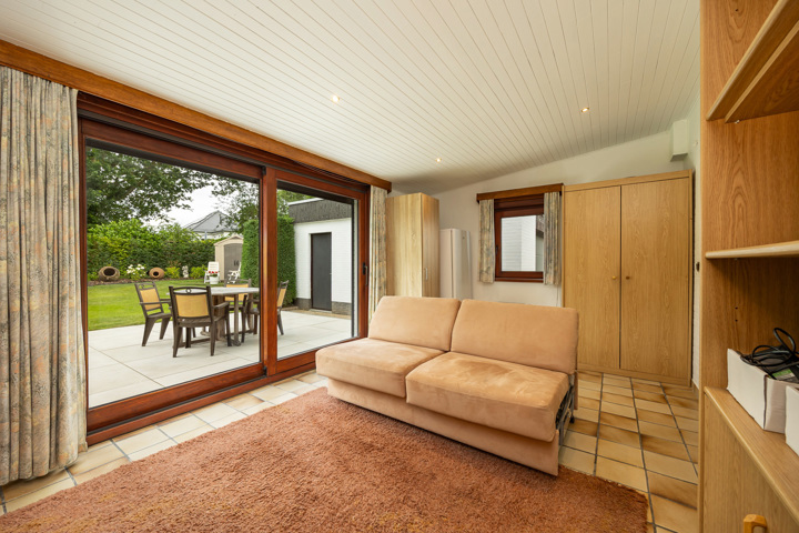 Goedgelegen bungalow met tuin, oprit en garage