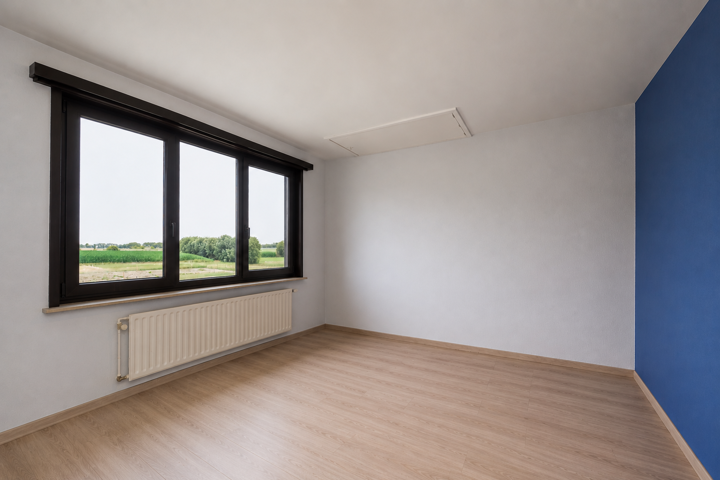 Rustig gelegen woning met tuin, oprit en garage