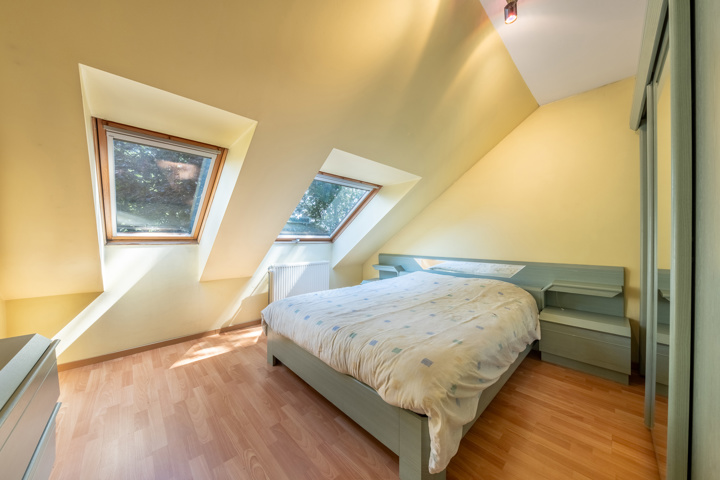 Architecturale villa aan water 