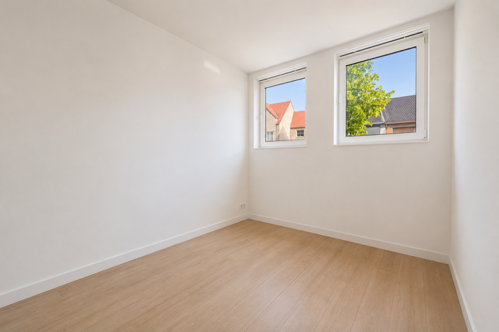 Gelijkvloers, instapklaar appartement met terras