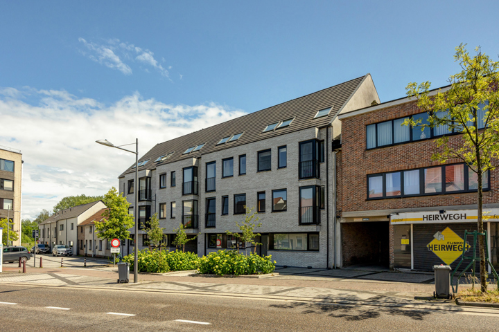 Gelijkvloers, instapklaar appartement met terras