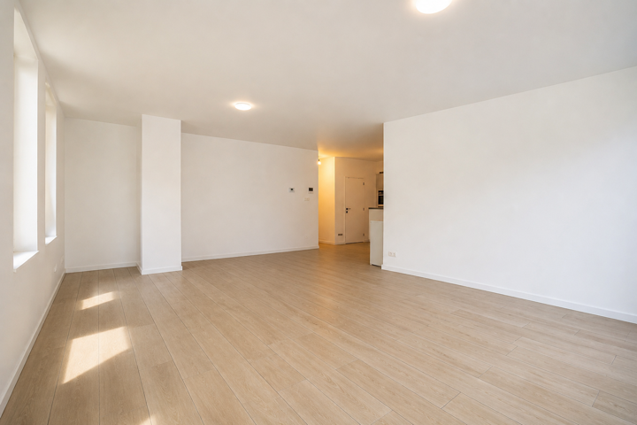 Gelijkvloers, instapklaar appartement met terras
