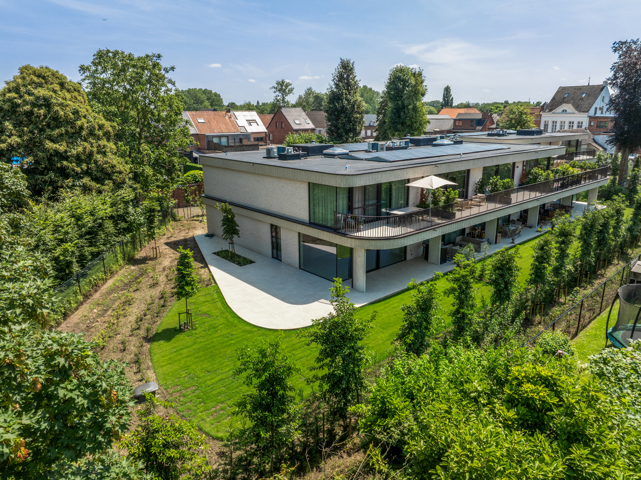 Luxueus nieuwbouwappartement met riant terras